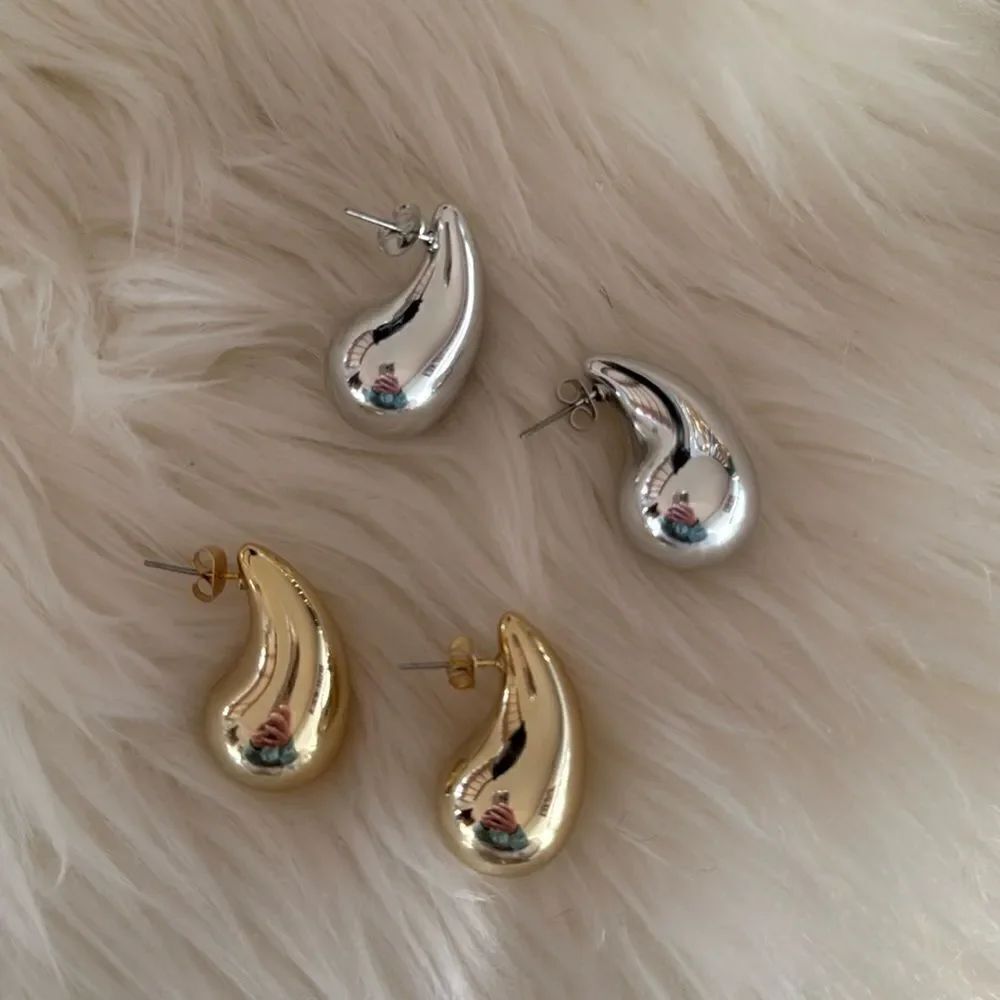 Gold & silver tear drop earrings bundle
